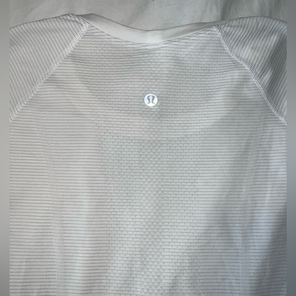 Swiftly Tech Long-Sleeve Shirt 2.0 White 10
